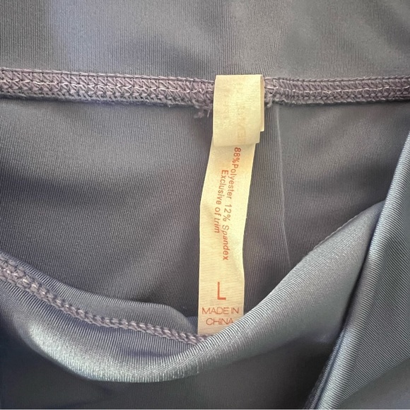 Adrienne Vitadini Sport Light Purple Gray Long Women's Biker Shorts Size Large - Picture 6 of 10